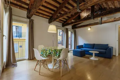 Area soggiorno di Yourbanflat Piazza dei Signori 2