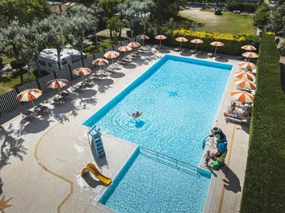 Piscina di Camping Village Adriatico o nelle vicinanze