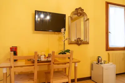 TV o dispositivi per l'intrattenimento presso B&B Da Nina Venice
