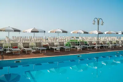 Piscina di Hotel Astor o nelle vicinanze