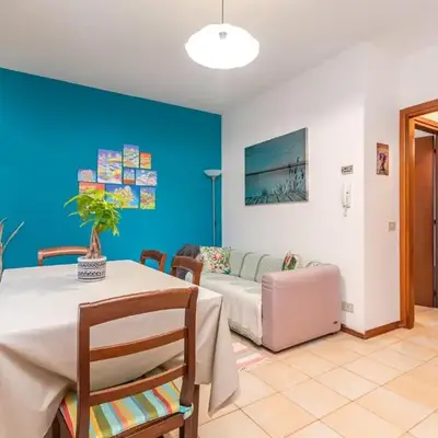 GuestHost - La Casina di Bree