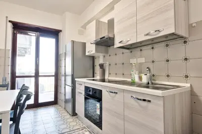 Cucina o angolo cottura di Easy Downtown Inn - Apartment 3 Room