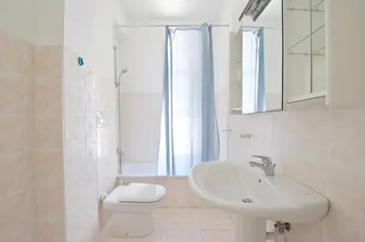 Bagno di Centro Commerciale Apartments