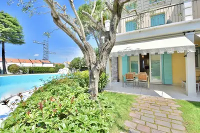 Piscina di Liro Apartments o nelle vicinanze