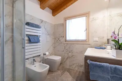 Bagno di Stylish house near Venice With Parking