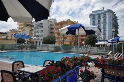 Piscina di Hotel Real o nelle vicinanze