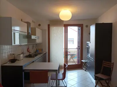 Cucina o angolo cottura di Venice Cove apartment 15mVenice -free park- near airport