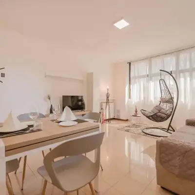 Unico Apt 8