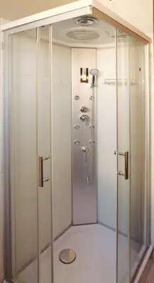 Bagno di Skyview Retreat