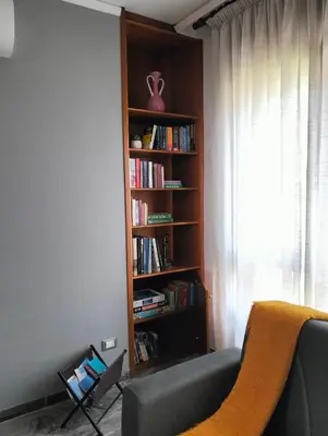 Biblioteca nell'appartamento