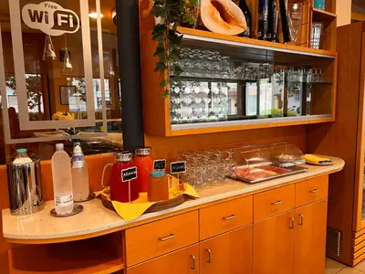 Cibo presso l'hotel o nelle vicinanze