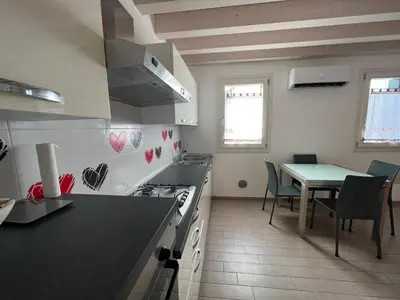Cucina o angolo cottura di Appartamento con vista laguna