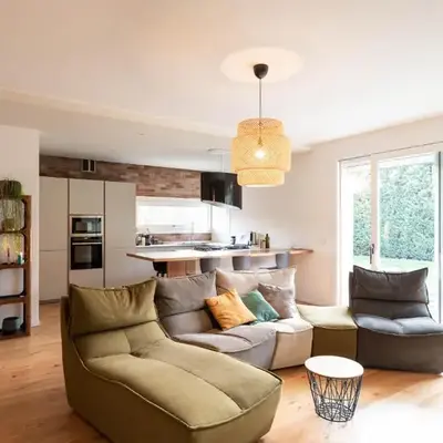 GuestHost- Exclusive Villa with Private Garden
