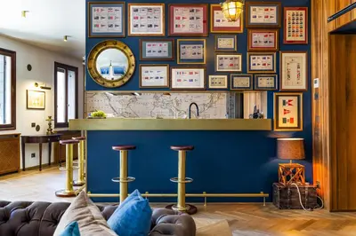 Area soggiorno di The Yacht House Canal View
