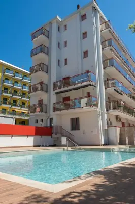 Piscina di Viotto Apartments o nelle vicinanze