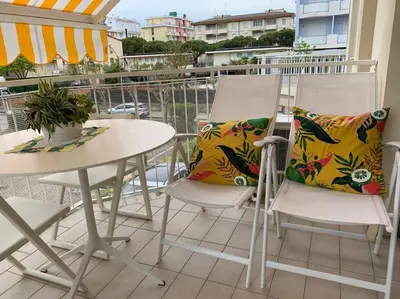 Balcone o terrazza di Suite bianca fronte mare