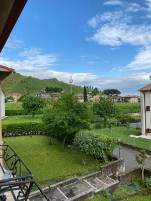 Giardino di Profumo di Collina