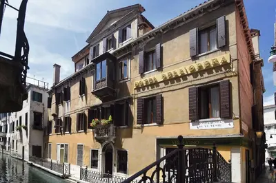 Edificio in cui si trova l'hotel
