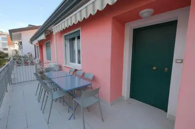 Balcone o terrazza di CASA ROSSA tre camere in centro