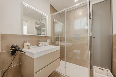 Bagno di Wave Island Sambis F5