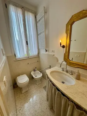 Bagno di Lilac Luxury Apartment