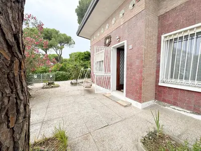 Edificio in cui si trova la villa