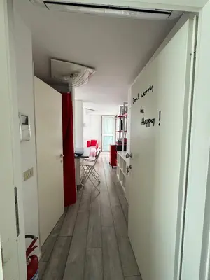 Cucina o angolo cottura di Terrace Apartment Venice - 6th Floor Red-