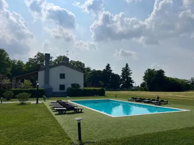 Piscina di Le Cesure o nelle vicinanze
