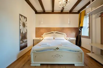 Letto o letti in una camera di Free Parking Ap1 Romantic Garden Venice