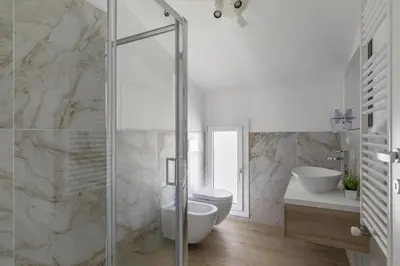 Bagno di Cima Suite 16 by WelcHome