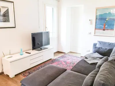 TV o dispositivi per l'intrattenimento presso Ca Farnese, beautiful big apartment in trad area