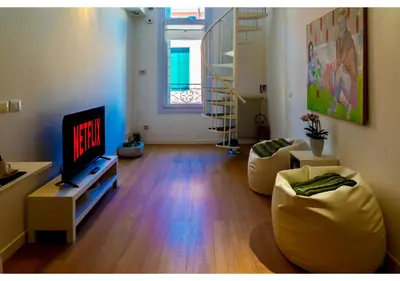 TV o dispositivi per l'intrattenimento presso Spiral-Loft, Santo Apartment
