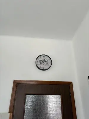Certificato, attestato, insegna o altro documento esposto da Marghera Central House