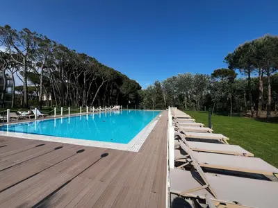 Piscina di Jesolo Pineta Fronte Mare - Jl Blue Apartments C25 o nelle vicinanze