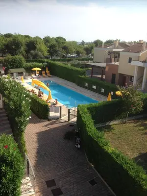 Piscina di Residence Vecchio Faro o nelle vicinanze