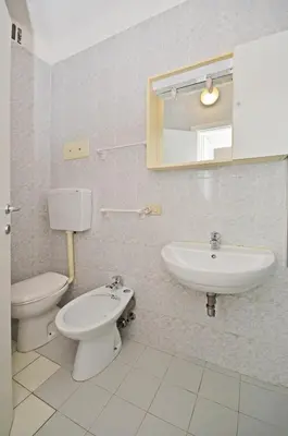 Bagno di Residence Garuda
