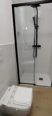 Bagno di Modern Apartment 15-min-to-Venice