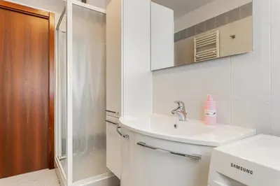 Bagno di GuestHost - Comfortable & Bright Apartment Mestre