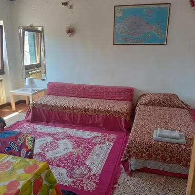Letto o letti in una camera di Large confortable Central balcony view