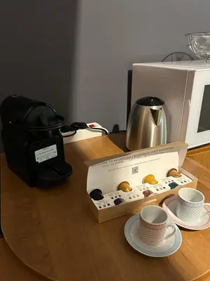 Set per la preparazione di tè e caffè presso Larocca Tourist Home 5 Bassano