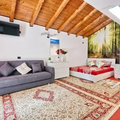 Jolly Private Room