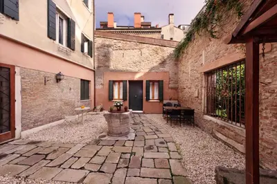 Edificio in cui si trova l'appartamento