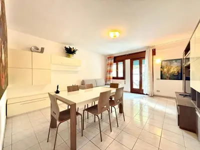 TV o dispositivi per l'intrattenimento presso Antonella 8 - Carraro Immobiliare - Family Apartments