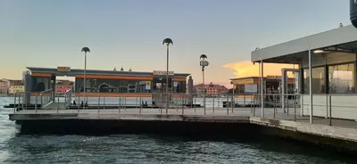 Alba o tramonto visti dall'interno dell'appartamento o dai dintorni