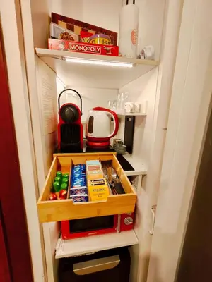 Cucina o angolo cottura di Room Galileo Padova - Suite indipendente con doccia emozionale vicino Ospedale