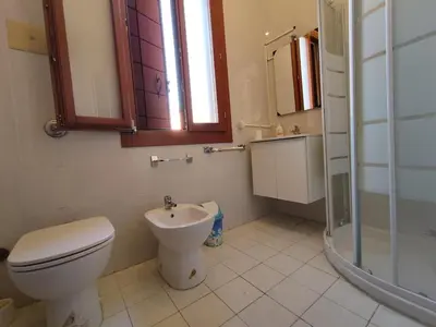 Bagno di Apartment with large Terrace nearby Station, Mestre