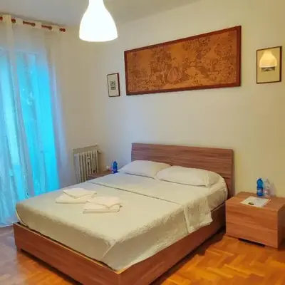 Tarak palace Inn