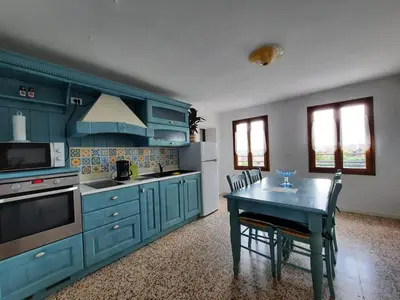Cucina o angolo cottura di The garden holiday apartment