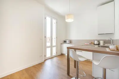 Cucina o angolo cottura di Lodge 46 Luxury Apartment