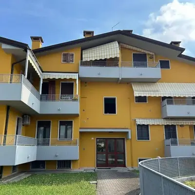 Spacious 3 BDR Apartment in Padua